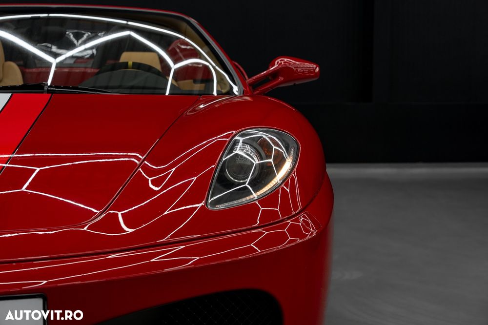 Ferrari F430 - 8