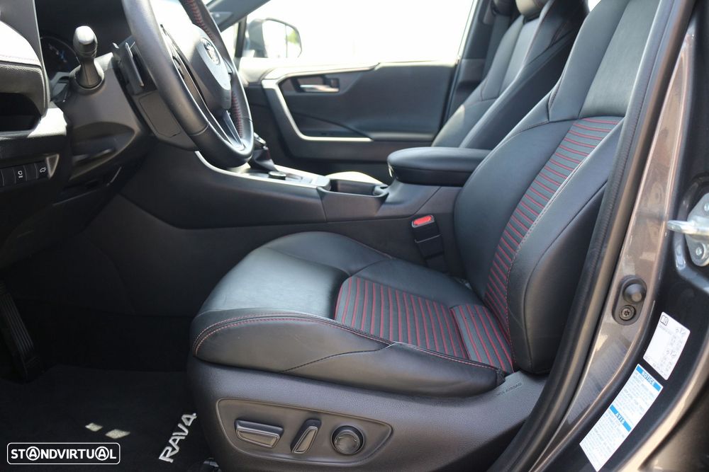 Toyota RAV4 2.5 HDF Plug-in Lounge AWD-i - 35