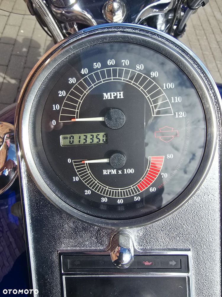 Harley-Davidson Softail Springer Classic - 24