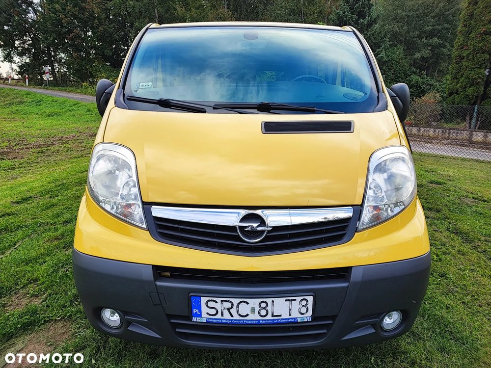 Opel Vivaro - 2