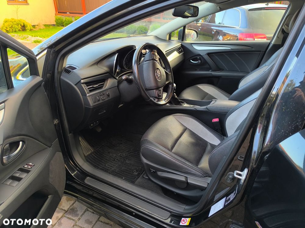 Toyota Avensis 2.0 D-4D Prestige - 9