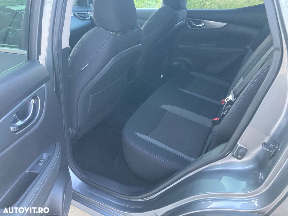 Nissan Qashqai 1.5 DCI TEKNA - 33