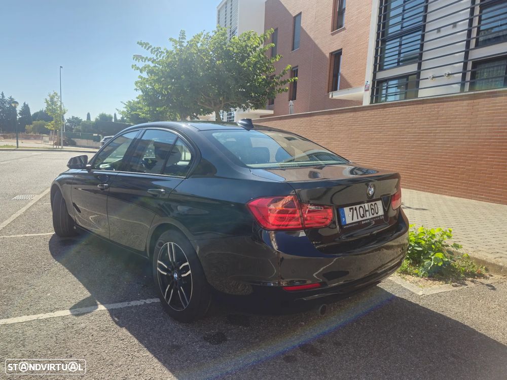 BMW 318 d Auto Line Sport - 4