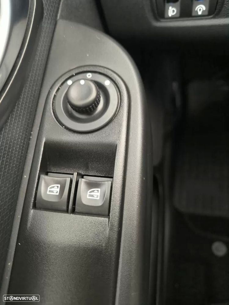 Renault Clio - 20