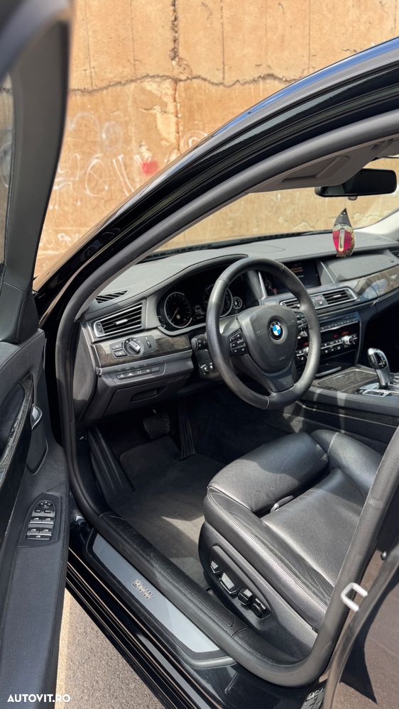 BMW Seria 7 730d xDrive Edition Exclusive - 8