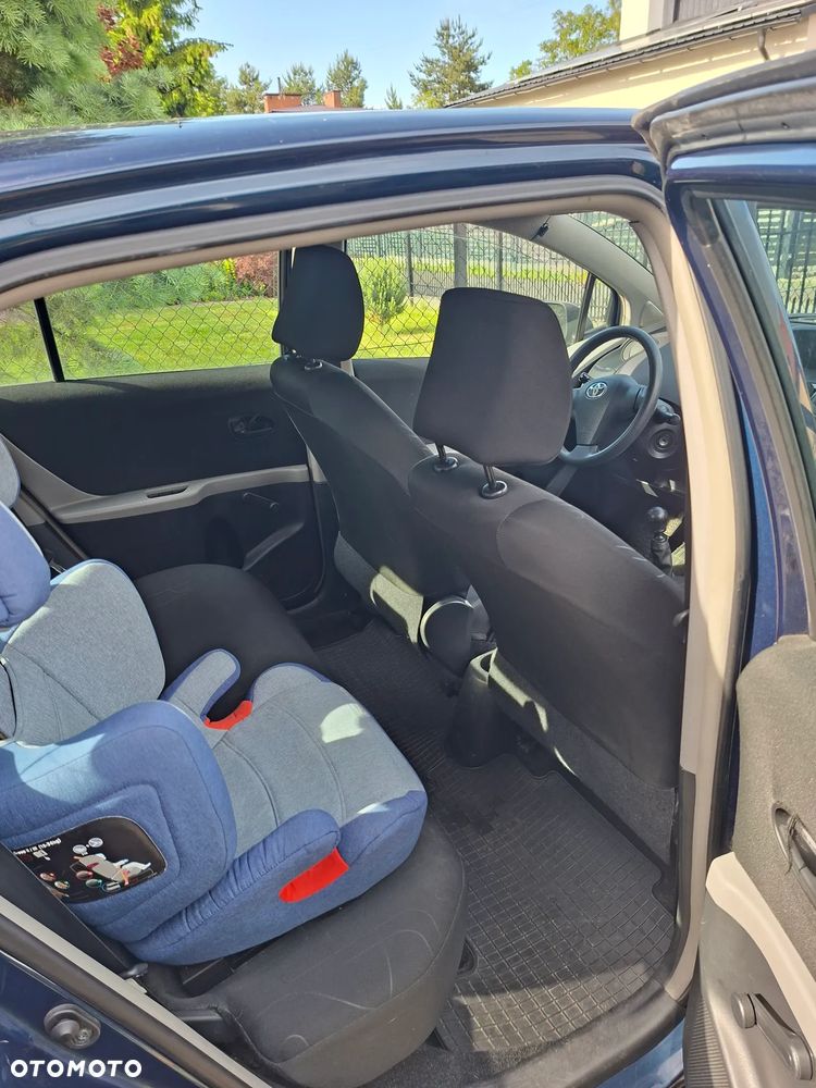 Toyota Yaris 1.33 Luna - 5