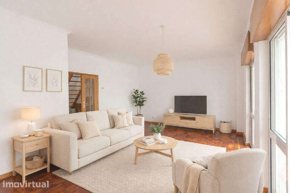 T2 Duplex com 101 m2 e 2 WC – Um apto. diferente na Amadora - Grande imagem: 3/33