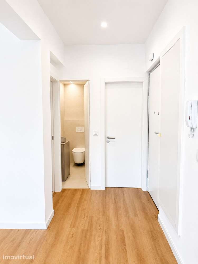 Apartamento T3 totalmente remodelado em Carnaxide - Grande imagem: 5/13