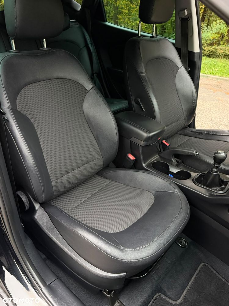 Hyundai ix35 - 29