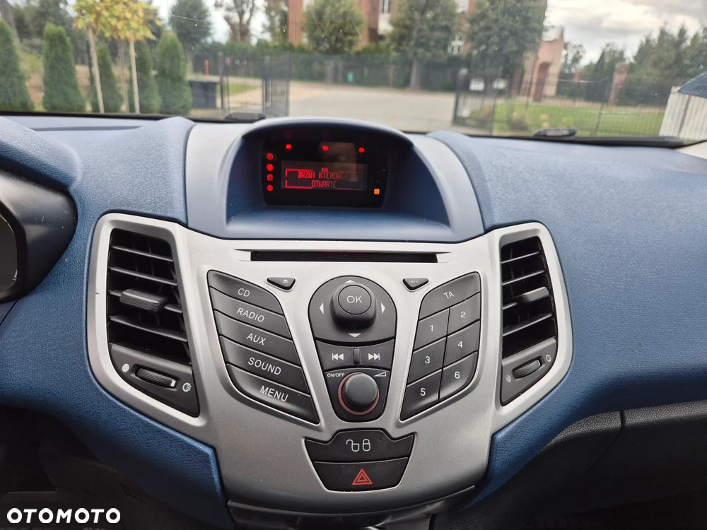 Ford Fiesta - 39