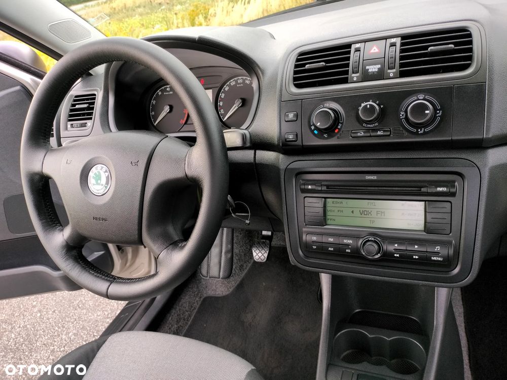 Skoda Fabia 1.2 12V Ambiente - 24