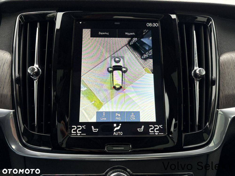 Volvo V90 Cross Country - 12