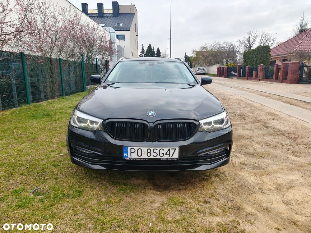 BMW Seria 5 520d Sport Line sport - 8