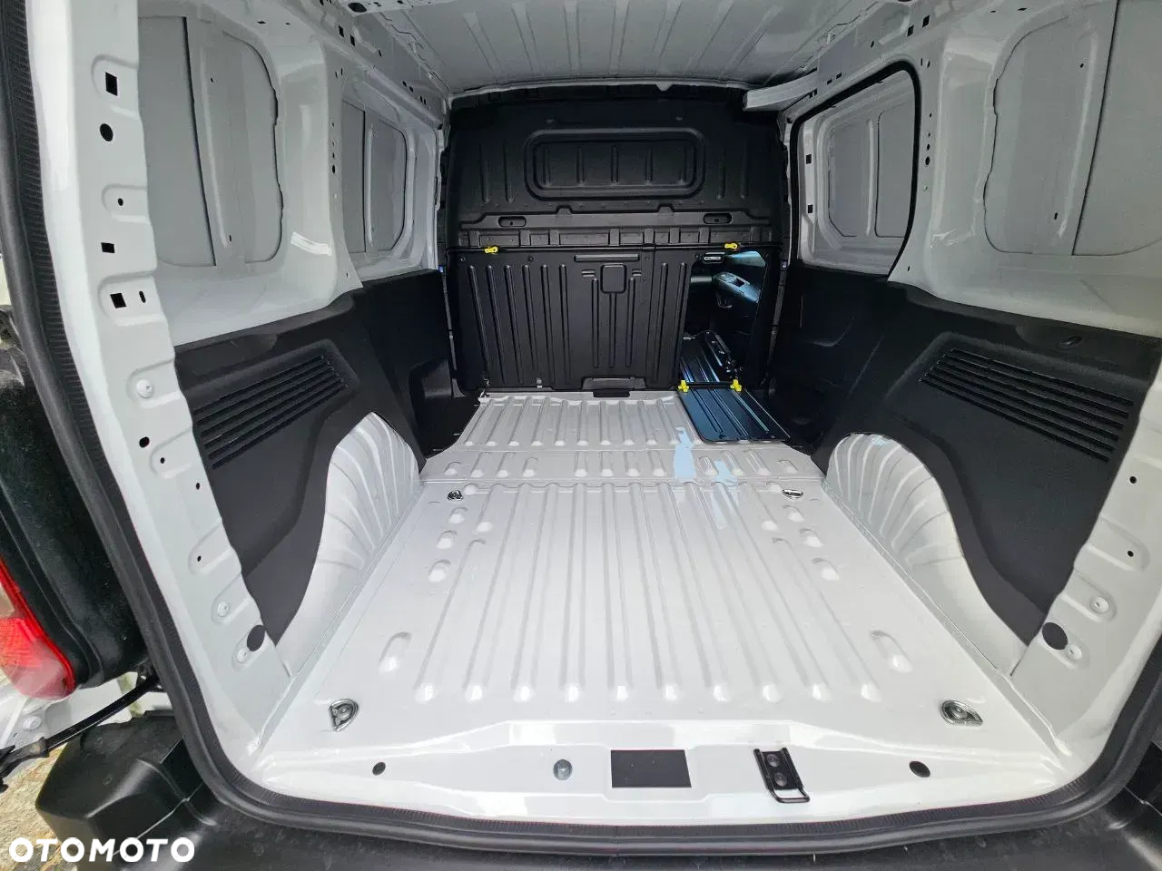 Opel Combo - 11