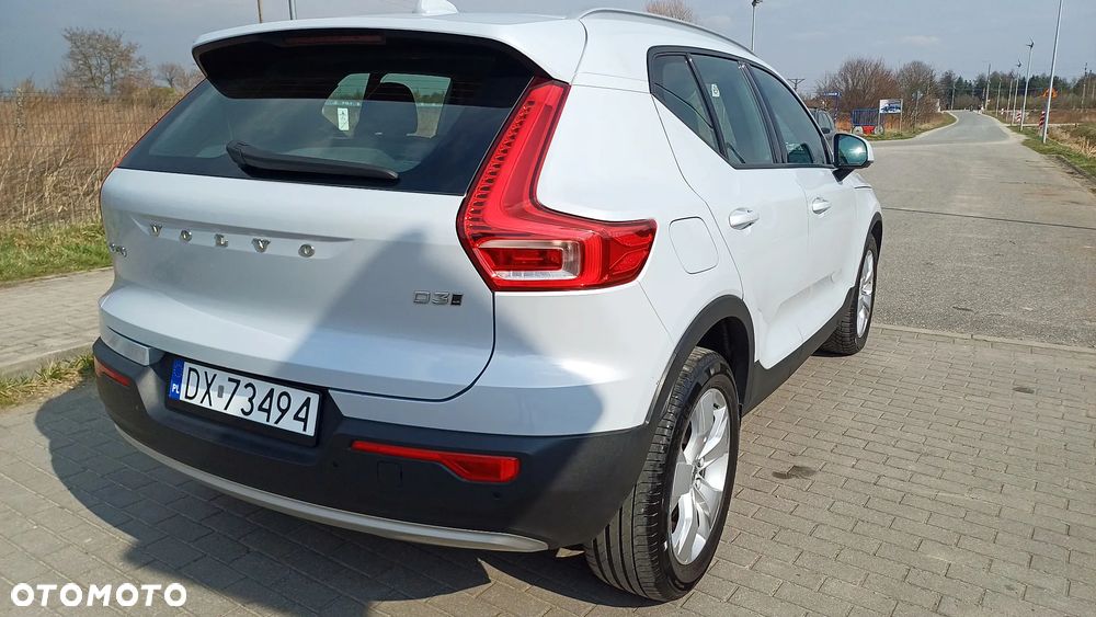 Volvo XC 40 D3 AWD Momentum - 5