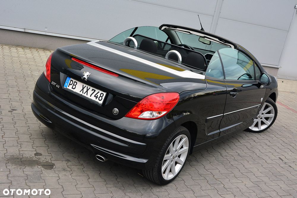 Peugeot 207 CC 1.6 HDi Sport - 32
