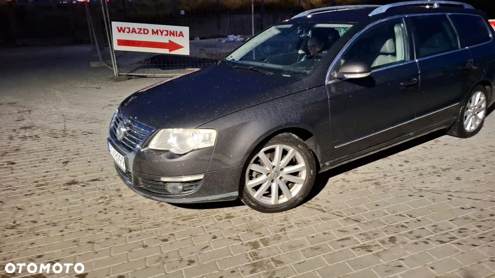 Volkswagen Passat 2.0 TDI DPF DSG Highline - 19