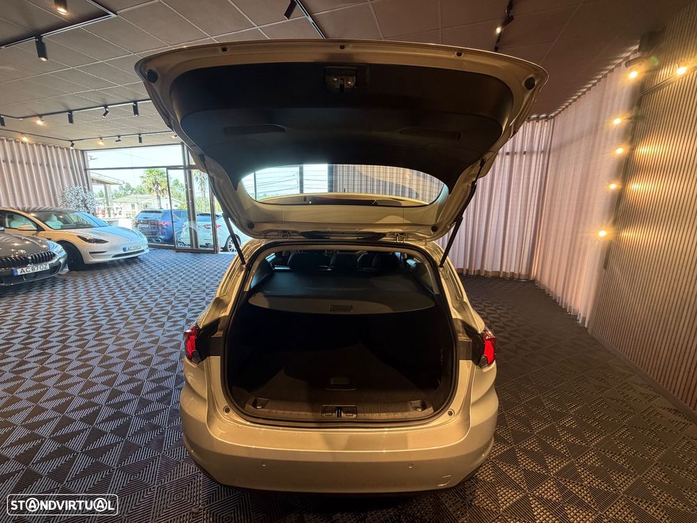Fiat Tipo Station Wagon 1.3 M-Jet Lounge J17 - 28