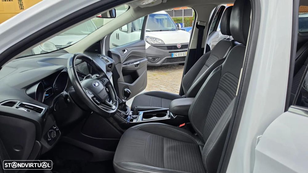 Ford Kuga 1.5 TDCi EcoBlue Titanium - 15