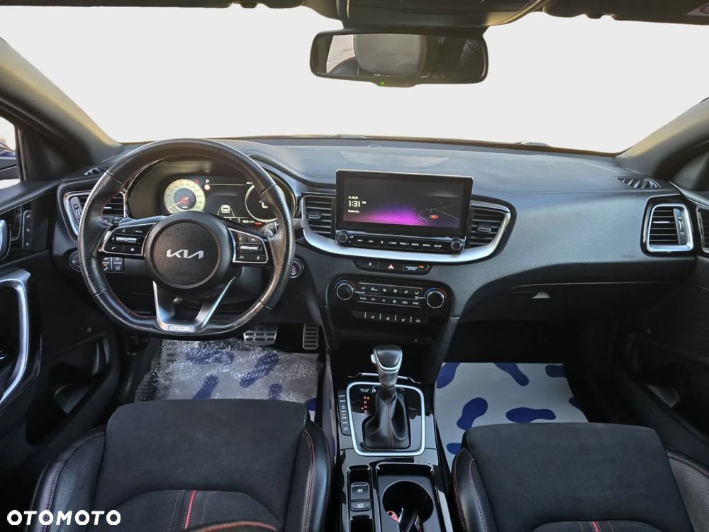 Kia ProCeed 1.6 T-GDI DCT7 OPF GT - 15