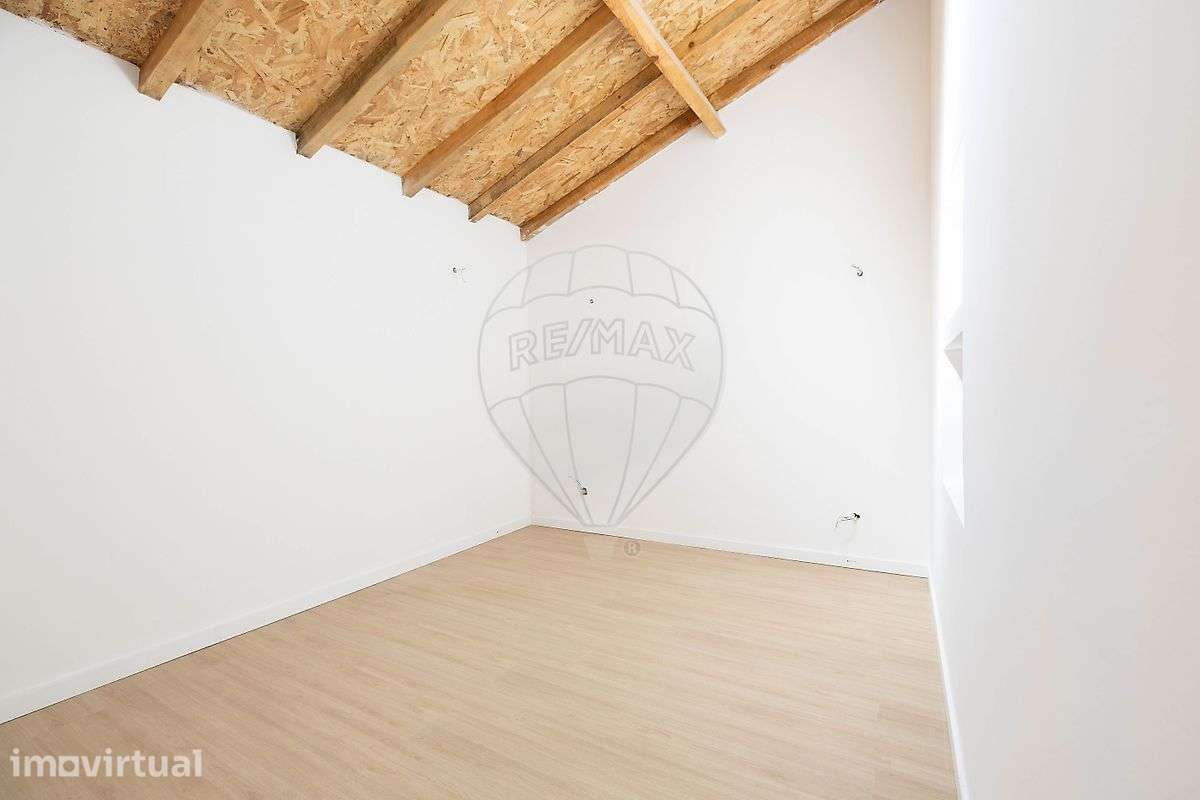 Moradia T2 para venda - Grande imagem: 3/27