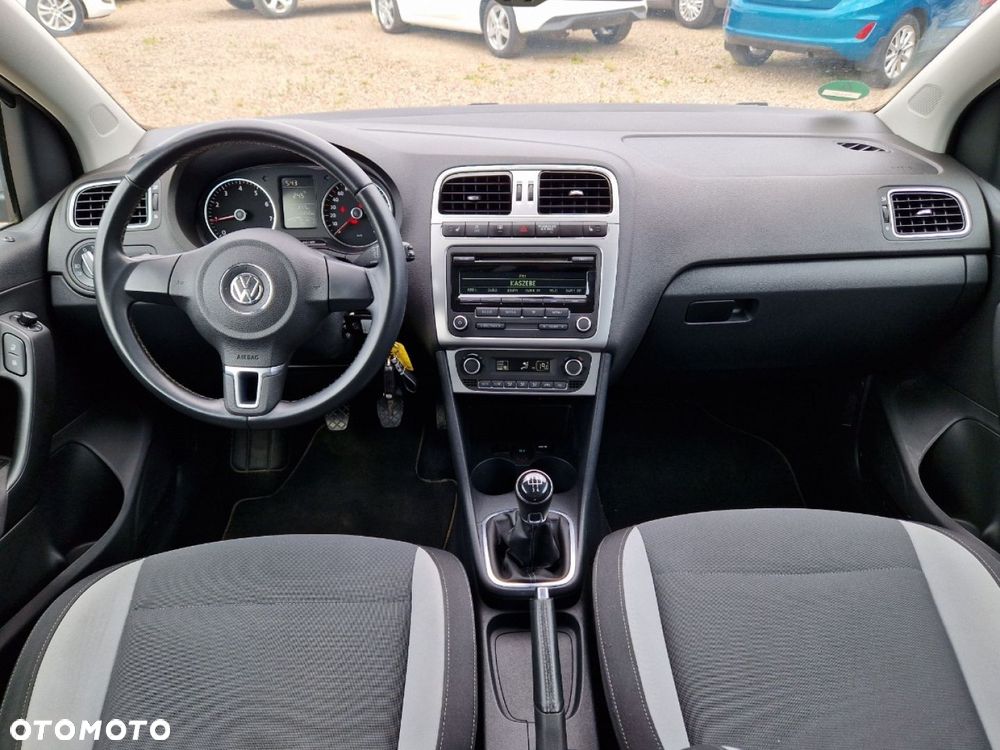 Volkswagen Polo - 7