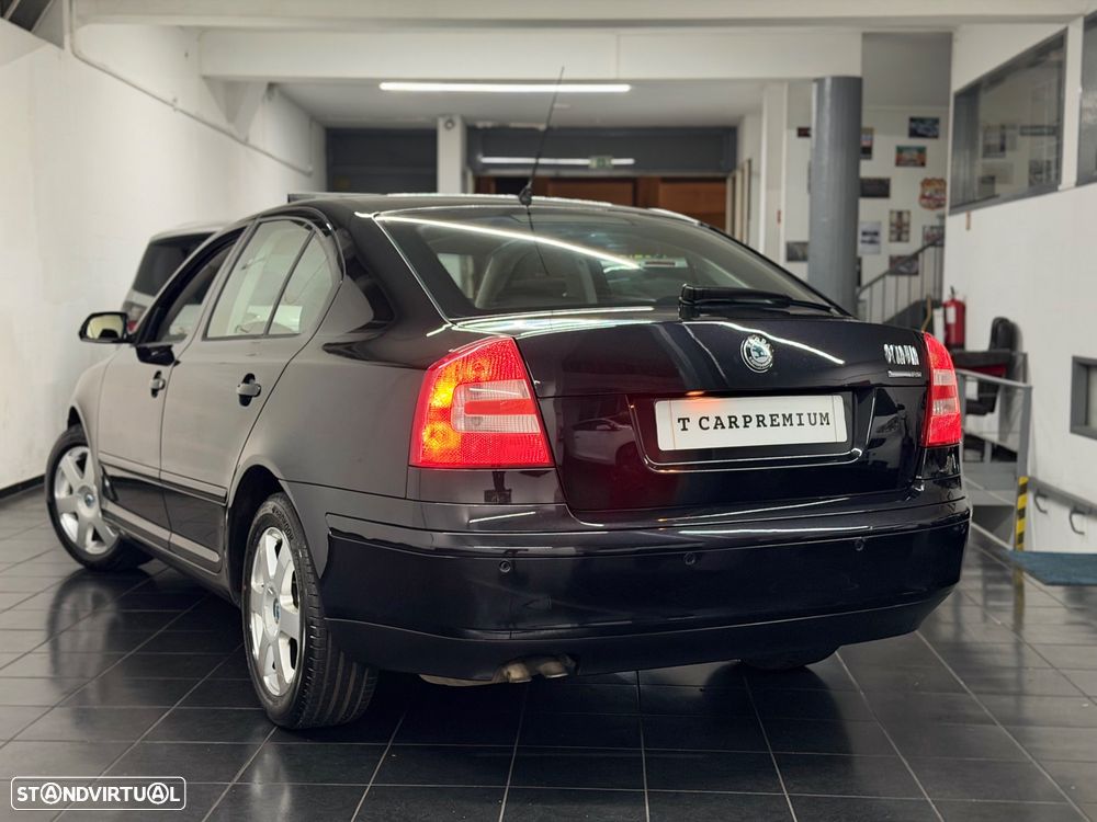 Skoda Octavia 1.9 TDI Sportline - 8