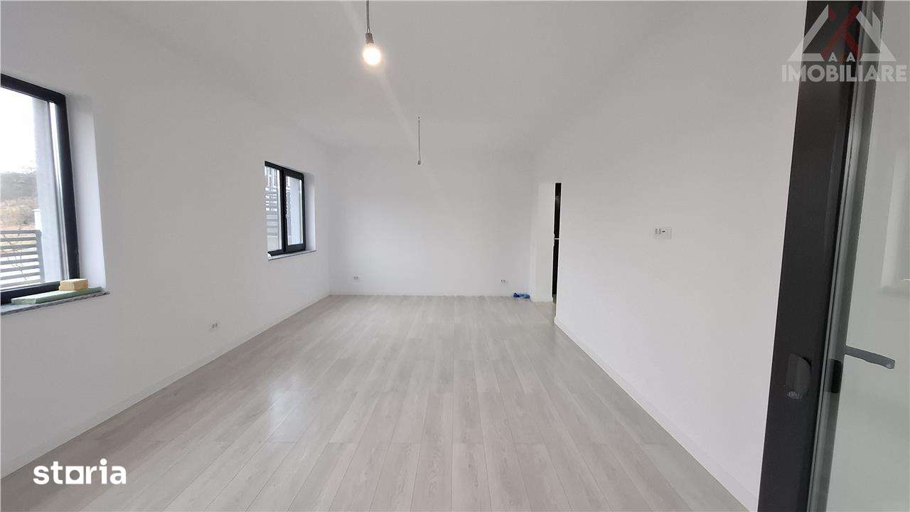 Intabulata!Asfalt,Casa REDIU,4 camere,Beci,Teren 400mp,0% Comision - Imagine principală: 2/20