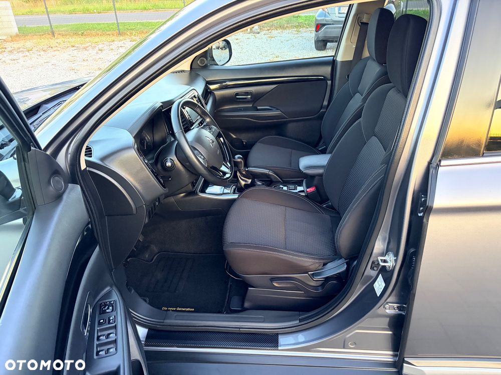 Mitsubishi Outlander 2.0 2WD Active - 7