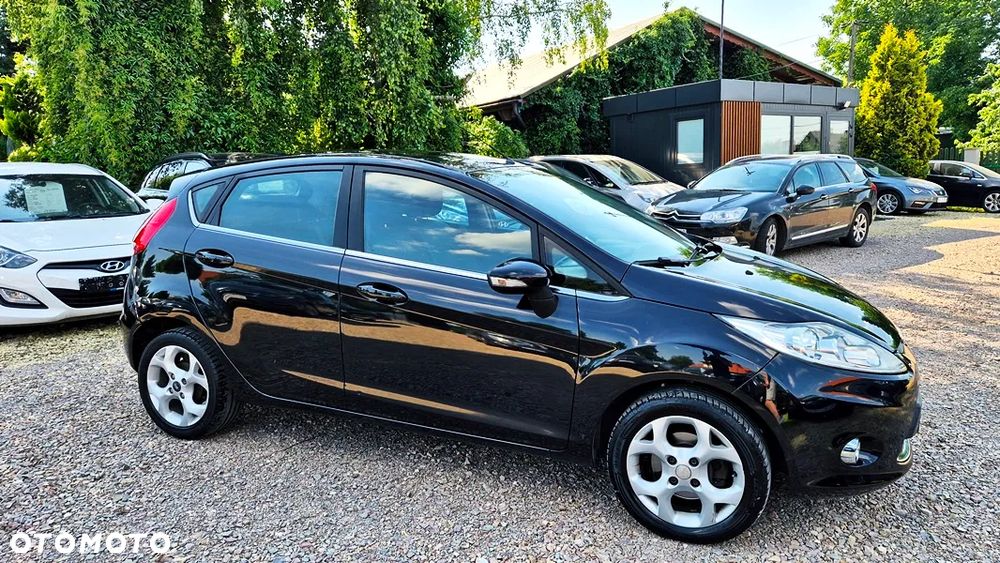 Ford Fiesta - 9