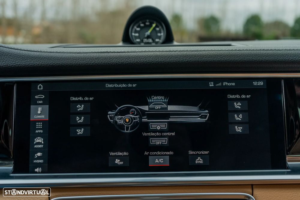 Porsche Panamera Sport Turismo 4 E-Hybrid - 38