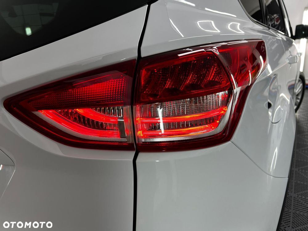 Ford Kuga - 26