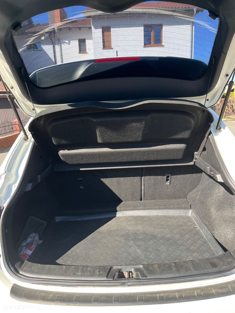 Nissan Qashqai 1.6 DCi Acenta Xtronic EU6 - 8