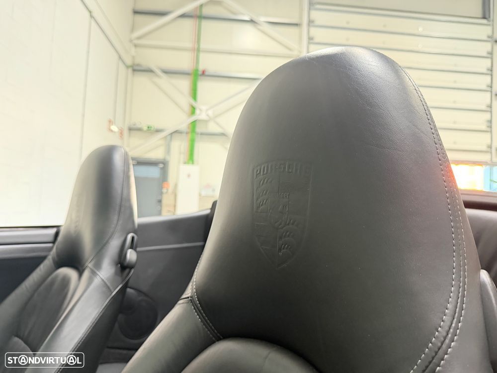 Porsche 911 (996) Turbo - 28