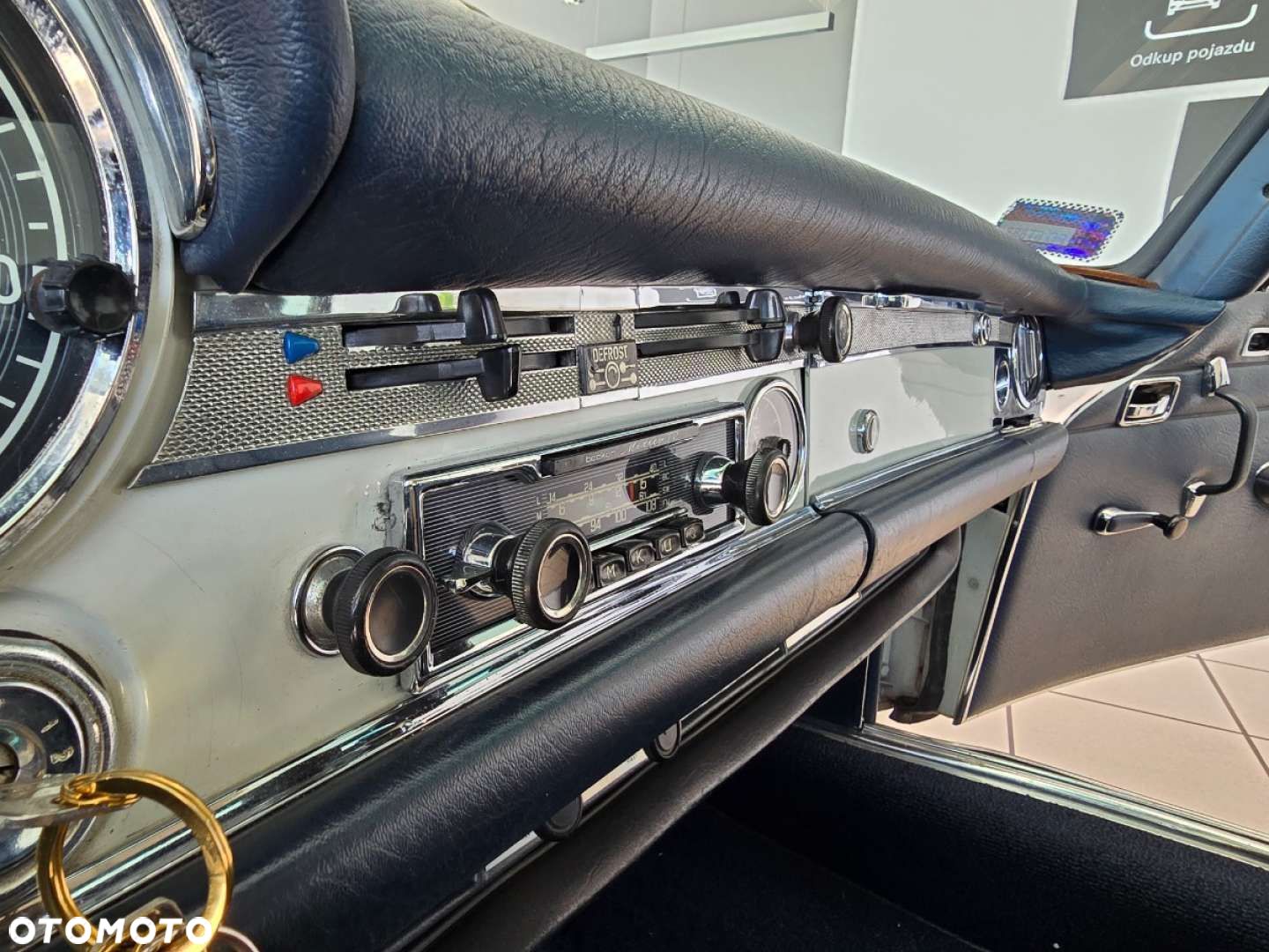 Mercedes-Benz SL - 22