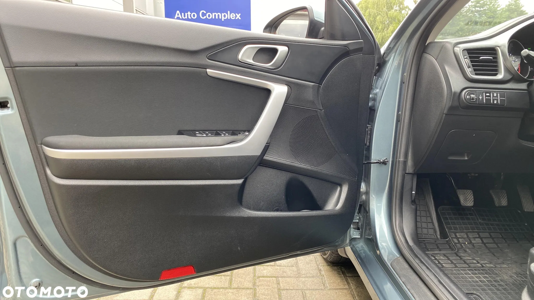 Kia Ceed 1.5 T-GDI M - 10
