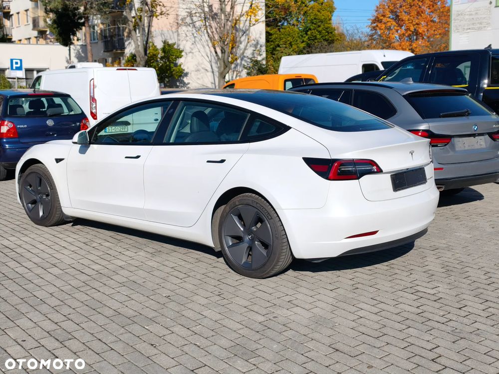 Tesla Model 3 Langstreckenbatterie Allradantrieb Dual Motor - 12