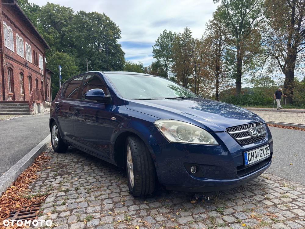 Kia Ceed 2.0 CRDi Mind - 4
