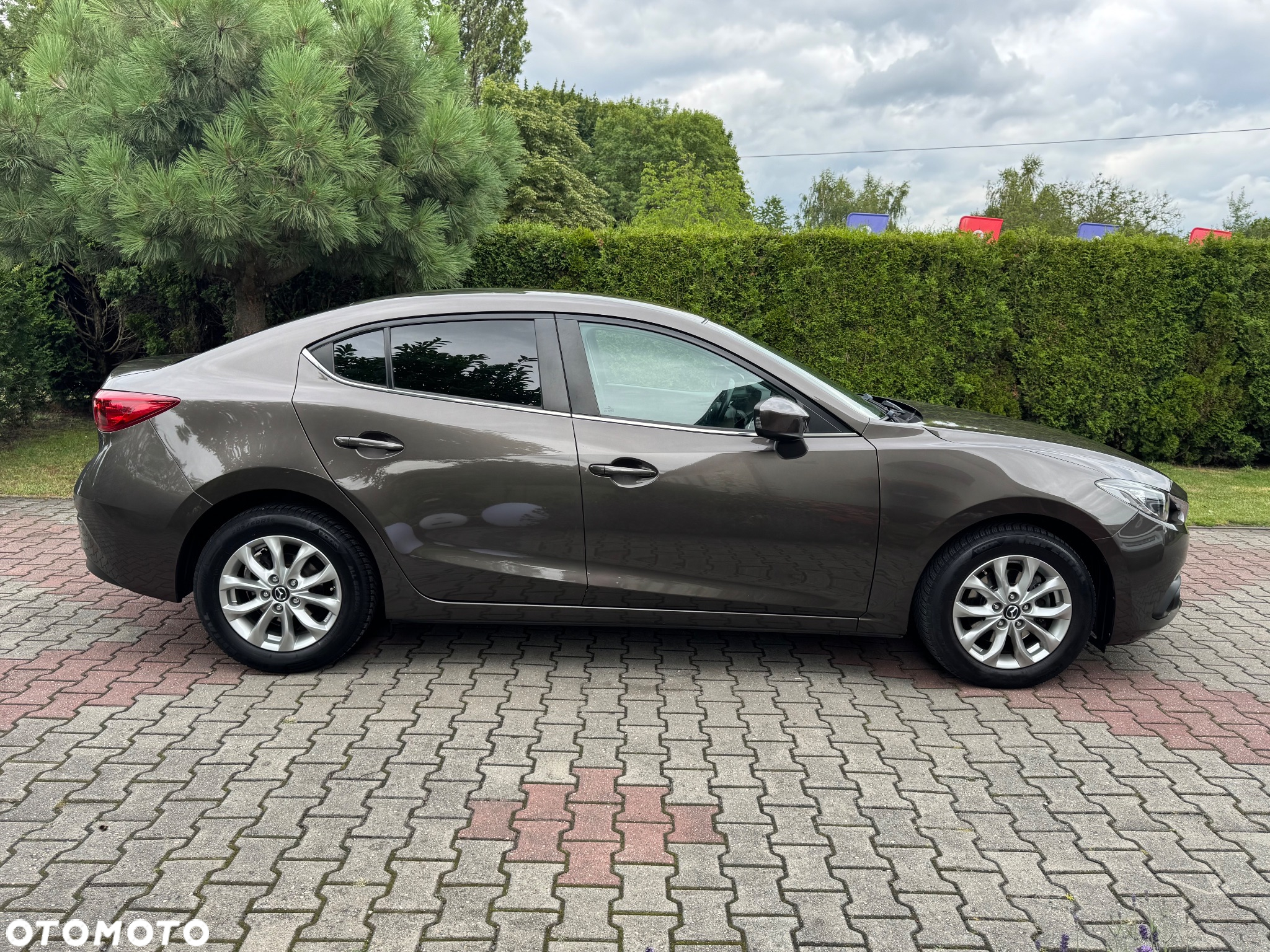 Mazda 3 SKYACTIV-G 120 Signature+ - 7