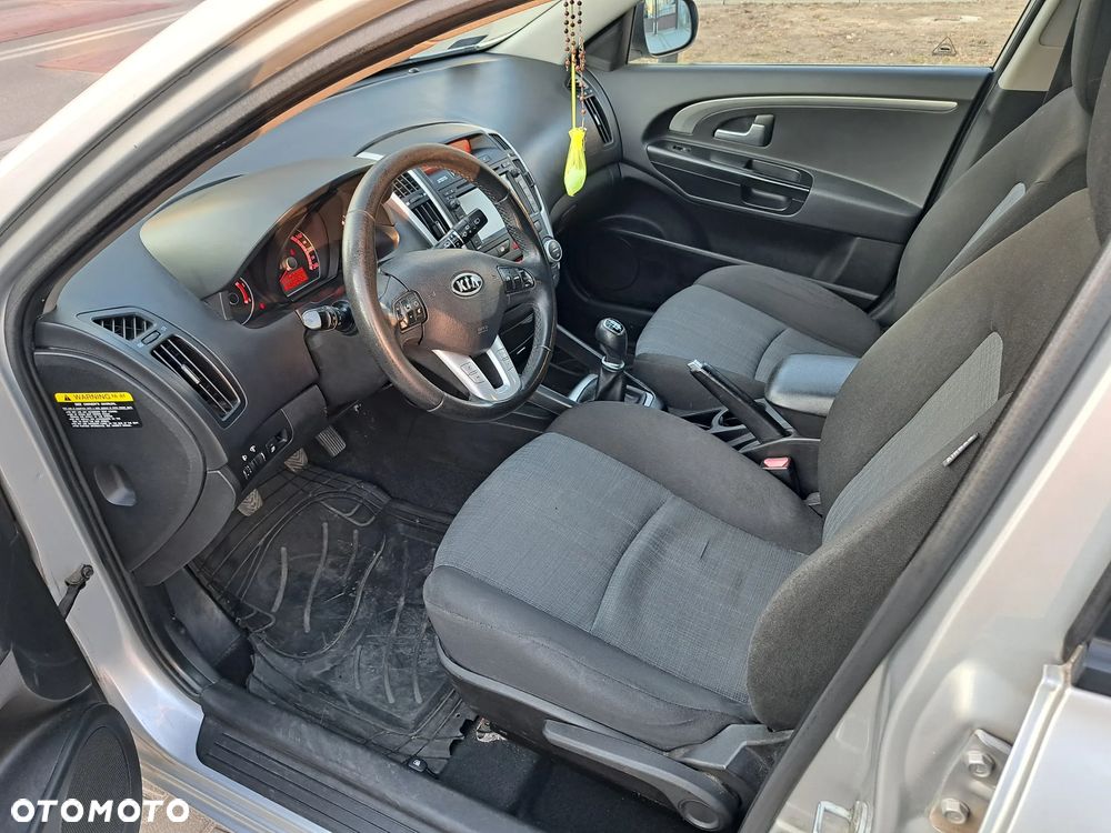 Kia Ceed 1.6 Crdi Comfort + - 16