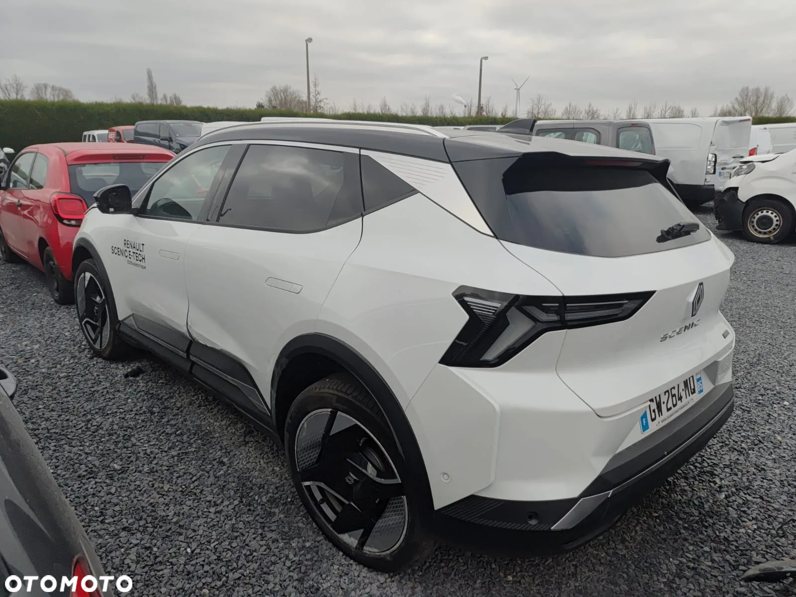 Renault Scenic E-Tech 220 Long Range Techno - 14