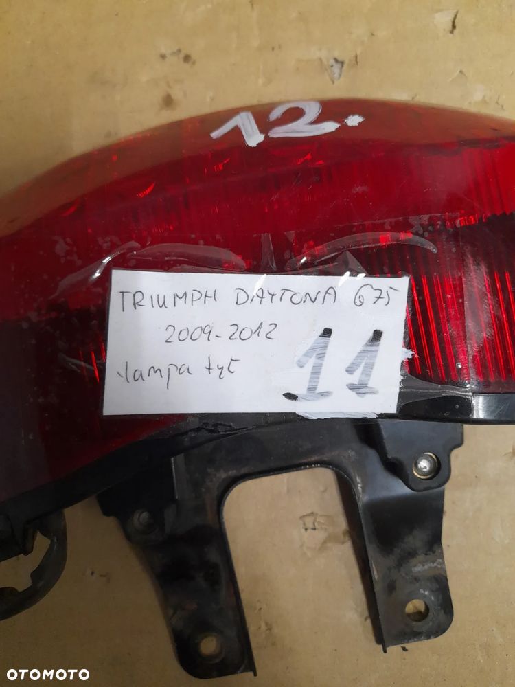 TRIUMPH DAYTONA 675r 06-12 lampa tył tylna - 2