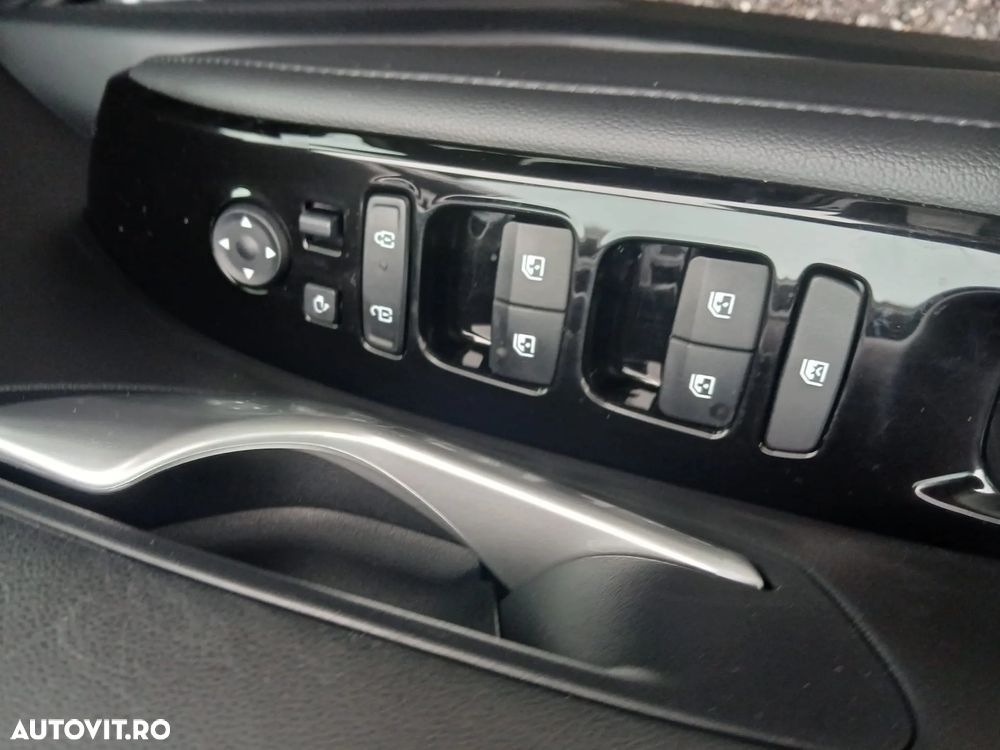 Hyundai Tucson 1.6 l 150 CP 4WD 6MT Style+ - 11