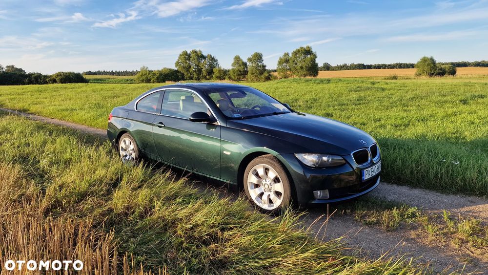 BMW Seria 3 330xi - 1
