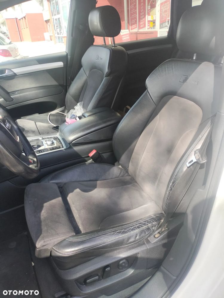 Audi Q7 3.0 TDI DPF clean diesel Quattro Tiptronic - 16