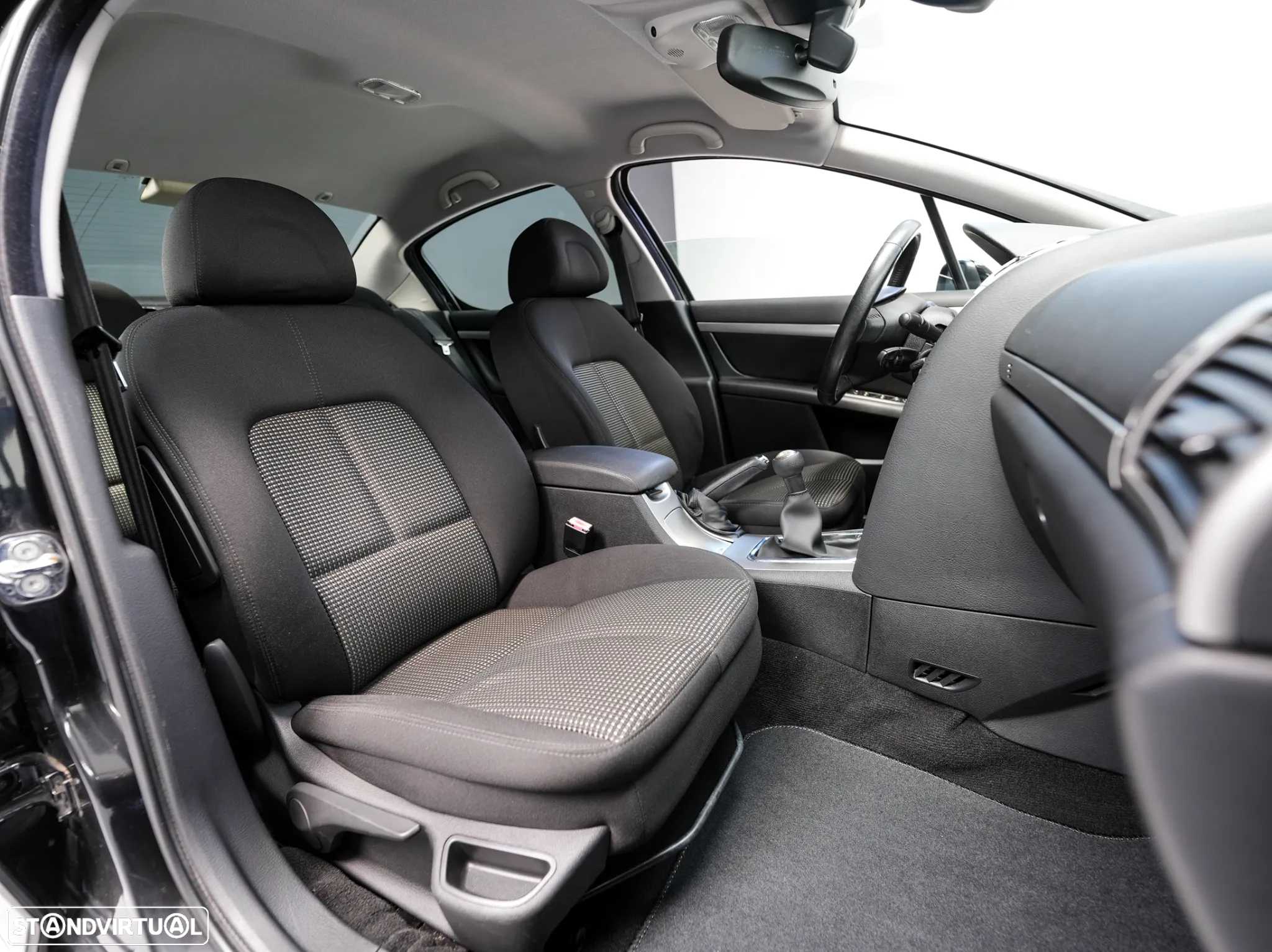 Peugeot 407 1.6 HDi Premium - 4