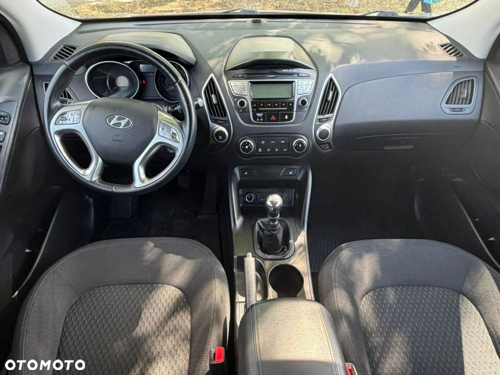 Hyundai ix35 - 25