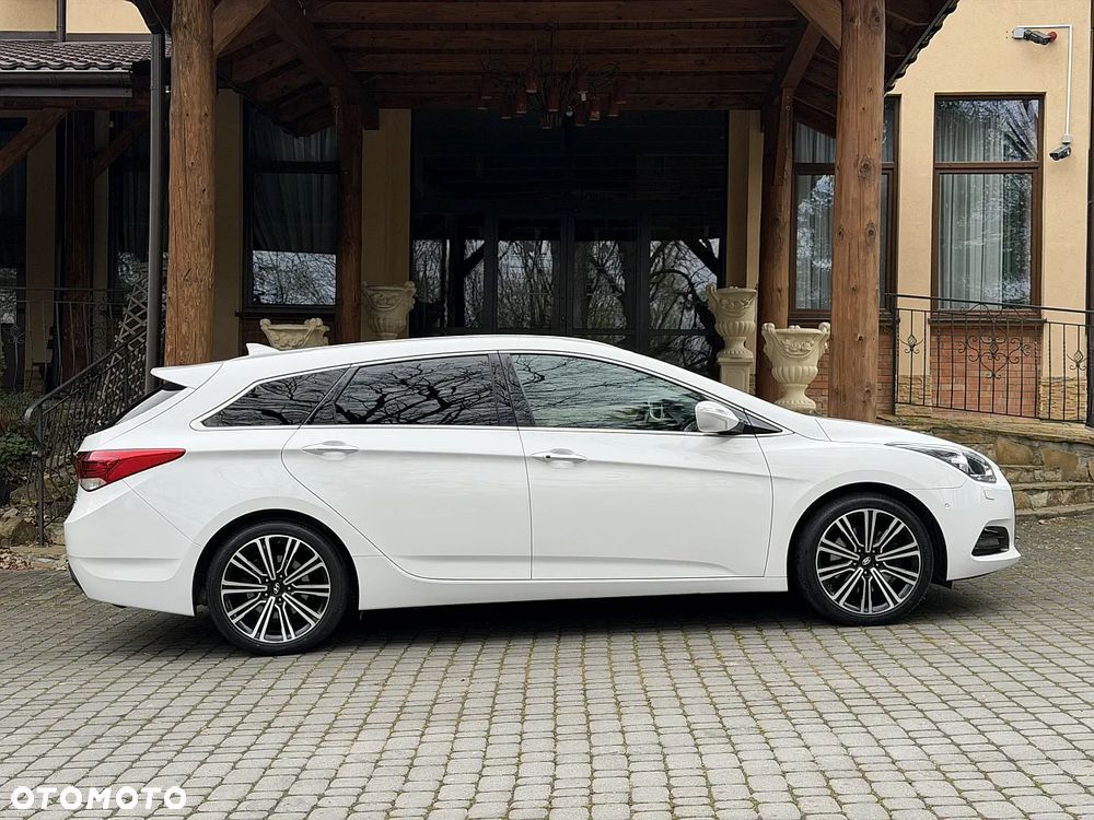 Hyundai i40 Kombi blue 1.7 CRDi DCT Premium - 11