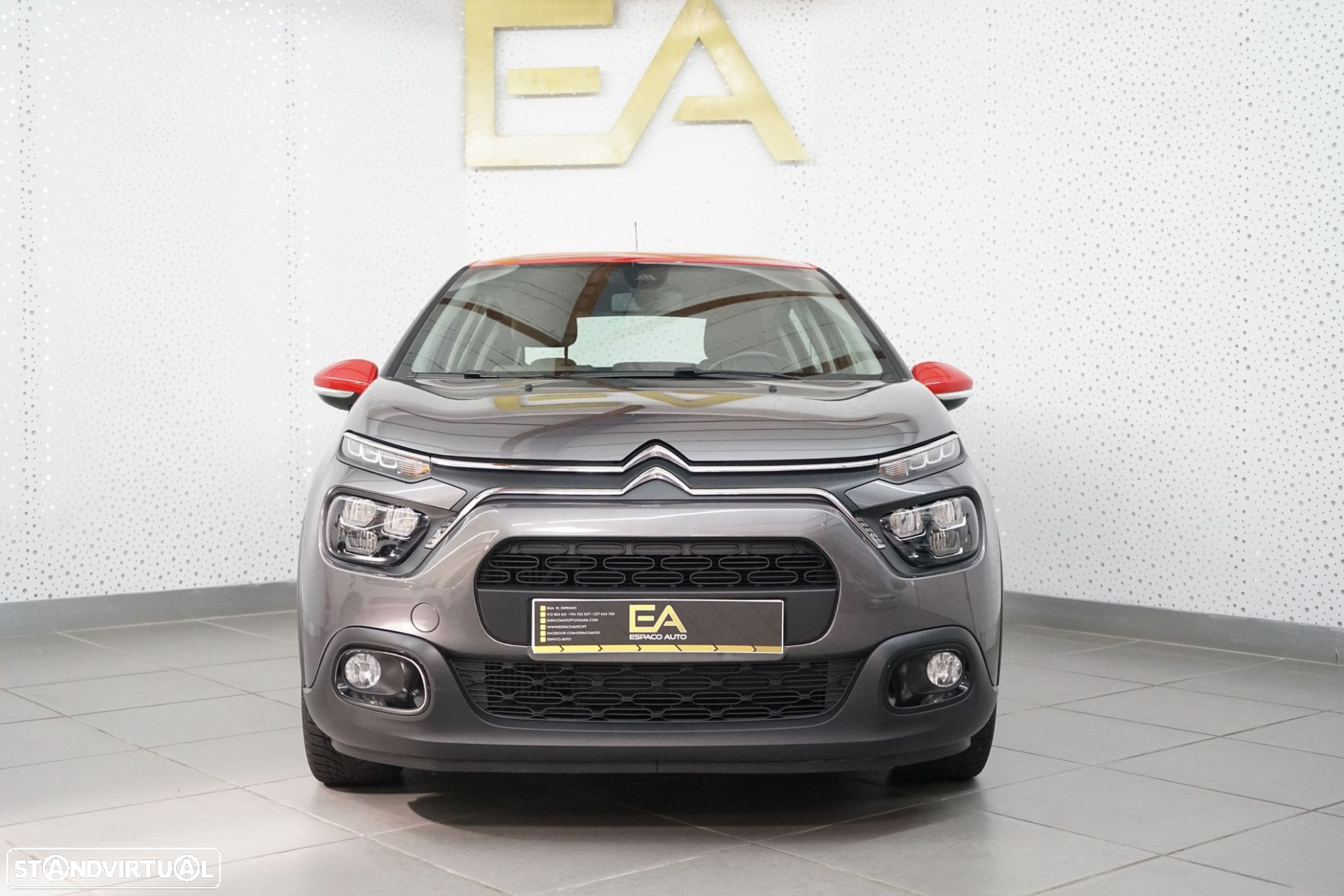 Citroën C3 1.2 PureTech Shine - 2