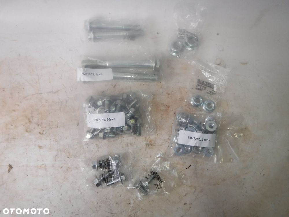 john deere s550 s660 sruba zestaw srub montażowy oe - 2